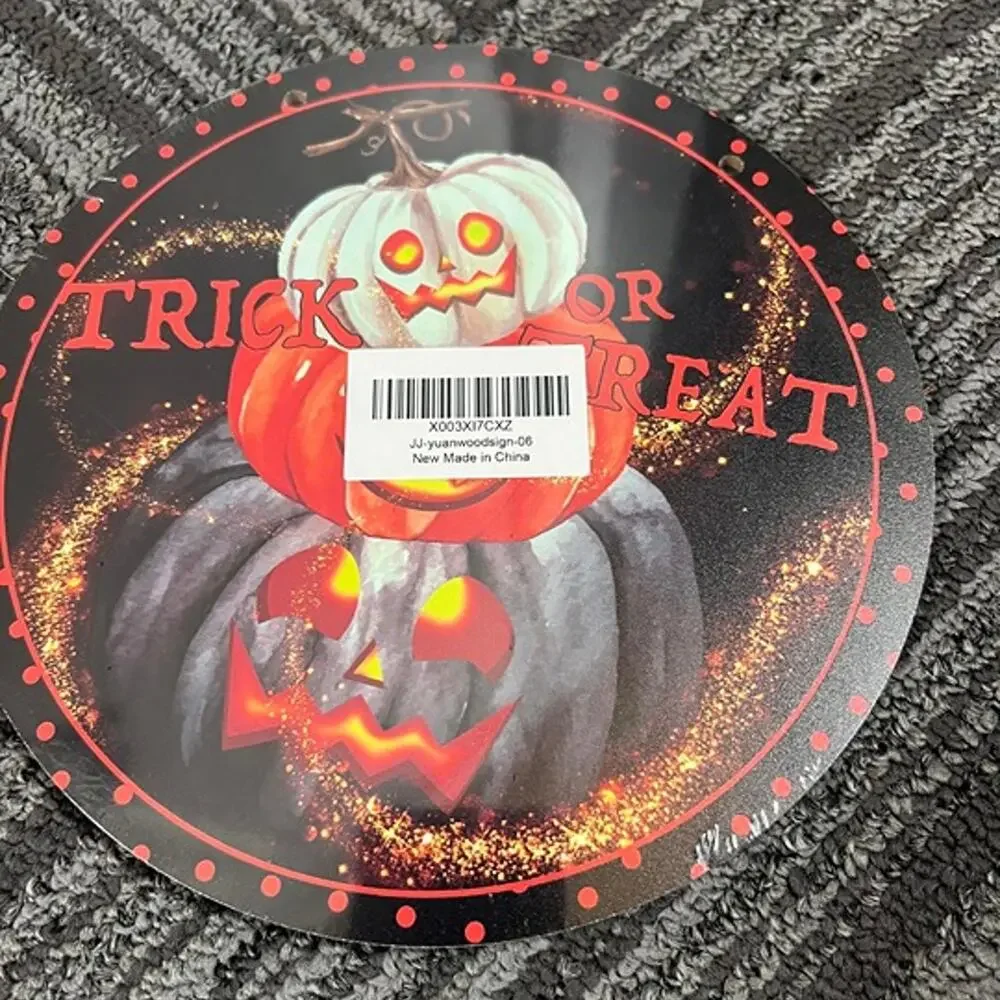 Halloween Wooden Sign Trick or Treat Pumpkin Table Decor 6x6 with Stand